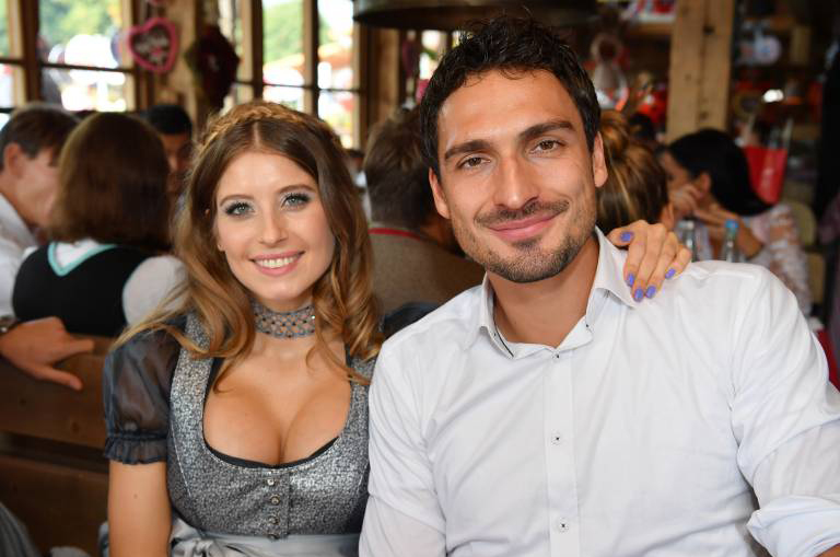 Mats und Cathy Hummels geschieden! Er kam sogar zu spät zum Termin