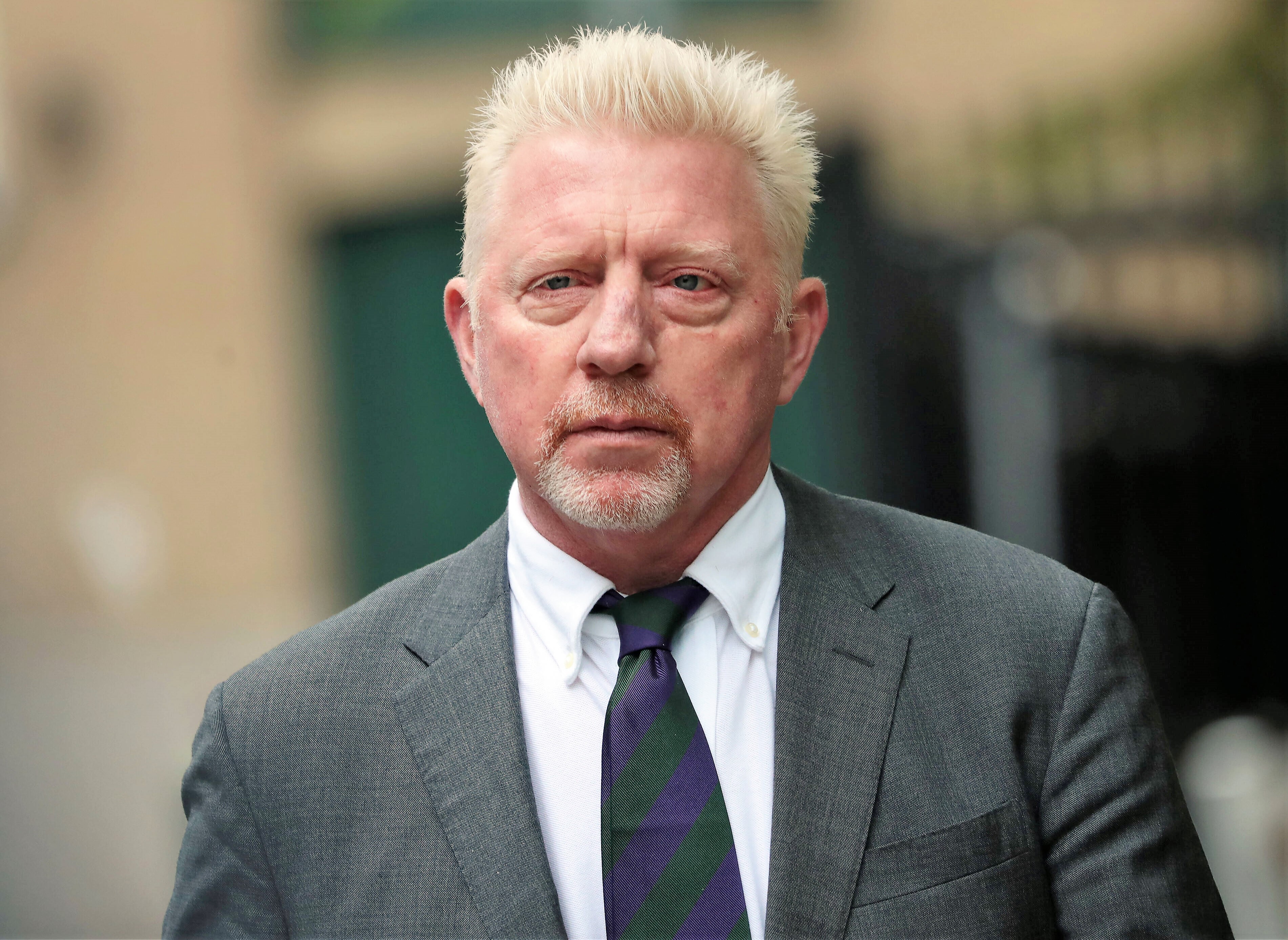 Boris Becker und seine Familie in großer Gefahr – Holt die dunkle Vergangenheit den ehemaligen Tennisstar ein?