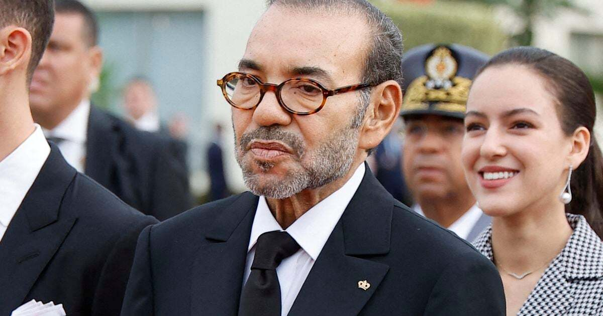 Mohammed VI rachète un hôtel particulier royal près de la Tour Eiffel