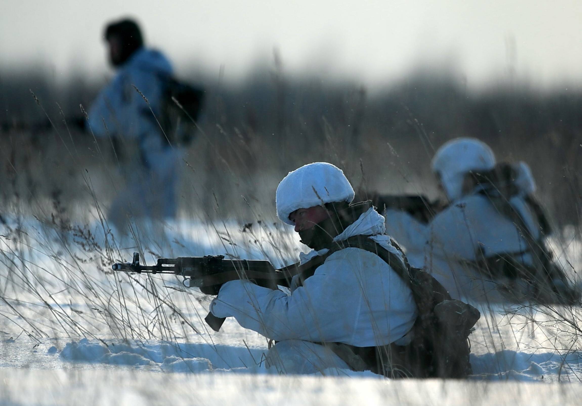 Bis zu 100.000 russische Soldaten werden Winter nicht überleben - Putins Männer droht der Kältetod!