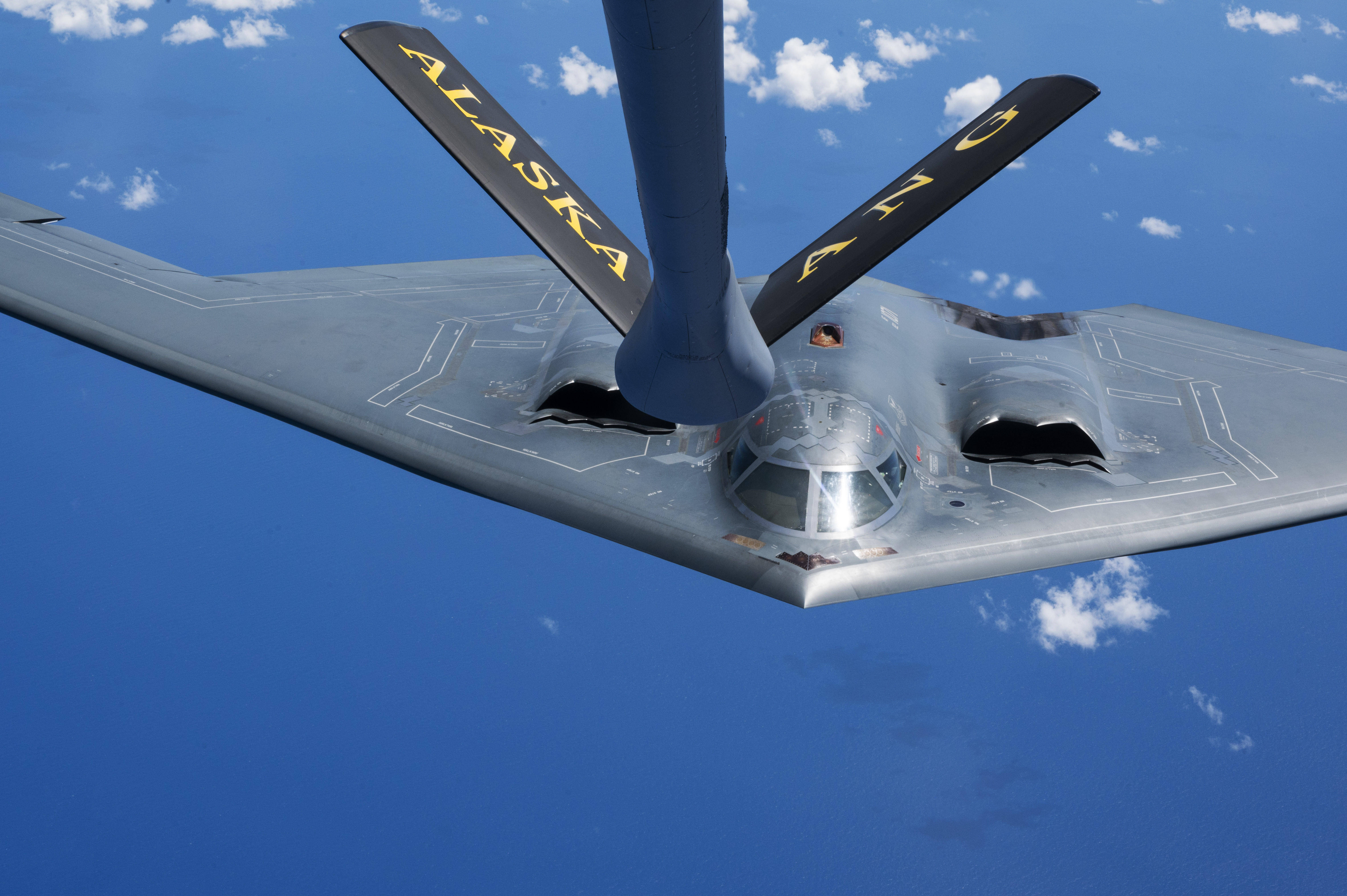 Erstmals in der Geschichte! USA verlegen Atombomber nach Europa um Putin zu begegnen! 