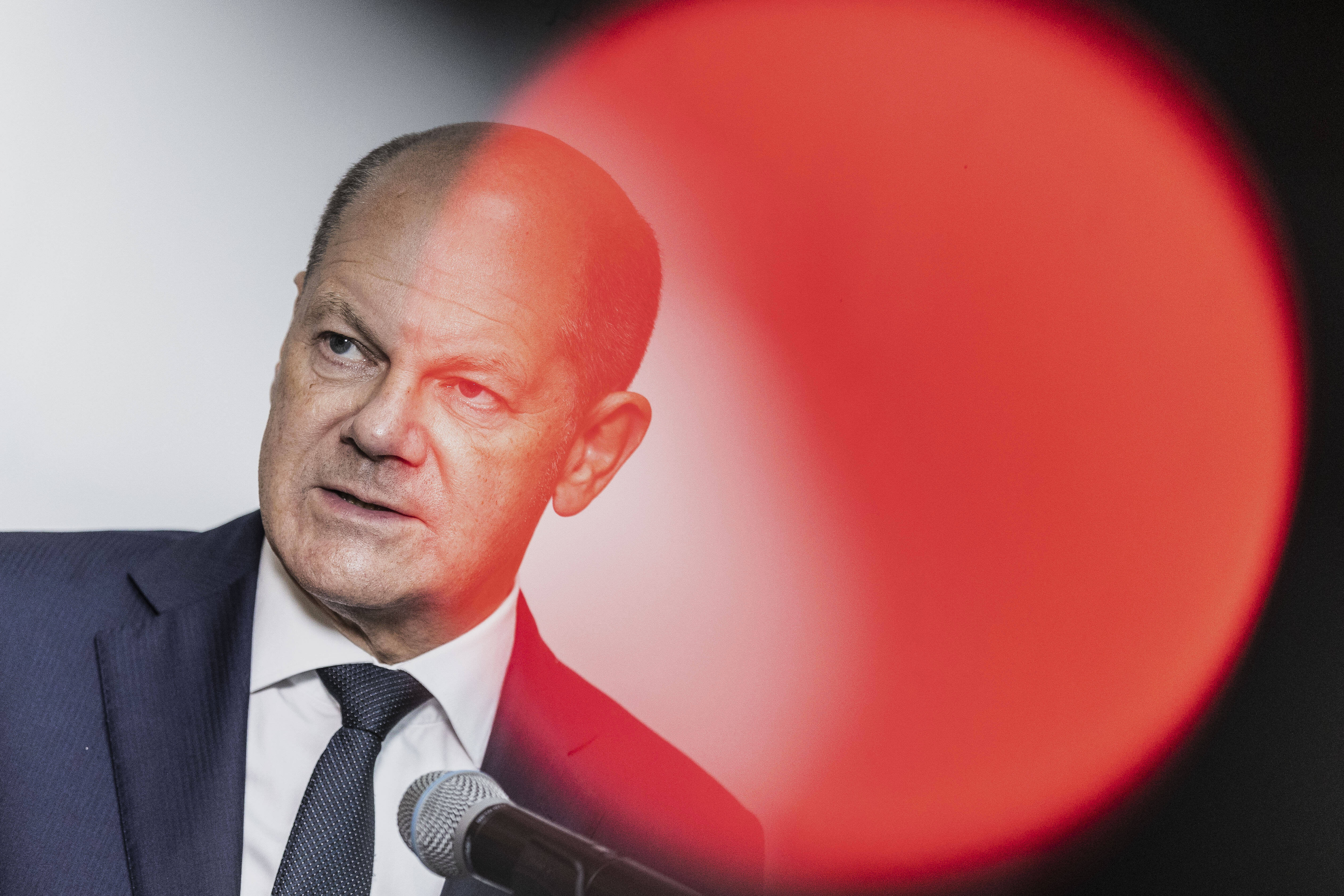Rücktritt? Strafanzeige gegen den Bundeskanzler! Muss Olaf Scholz zurücktreten - das ist der Grund