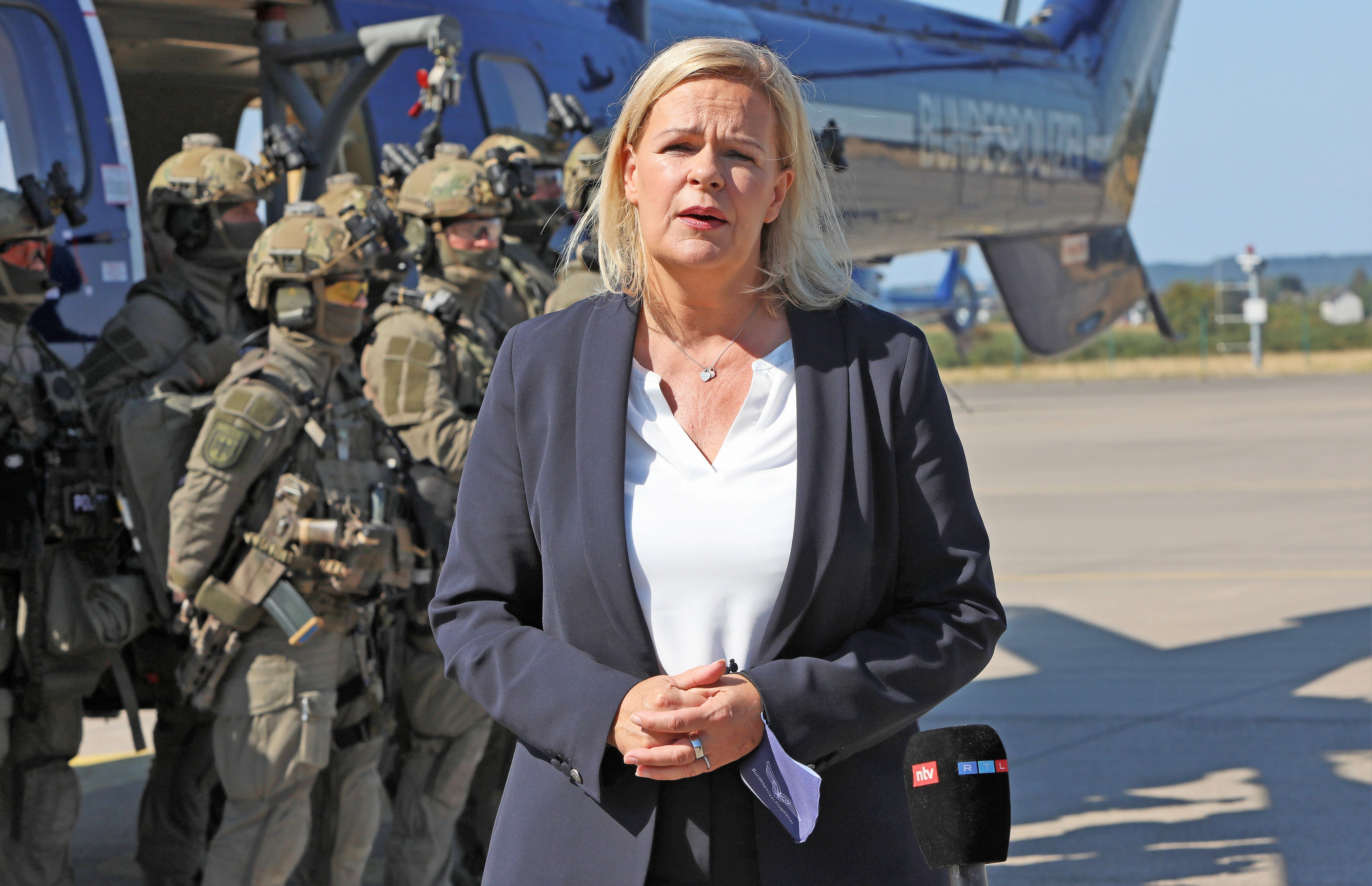 Nancy Faesers am Ende? Umfrage-Debakel - Ihr Absturz scheint nicht mehr zu stoppen!