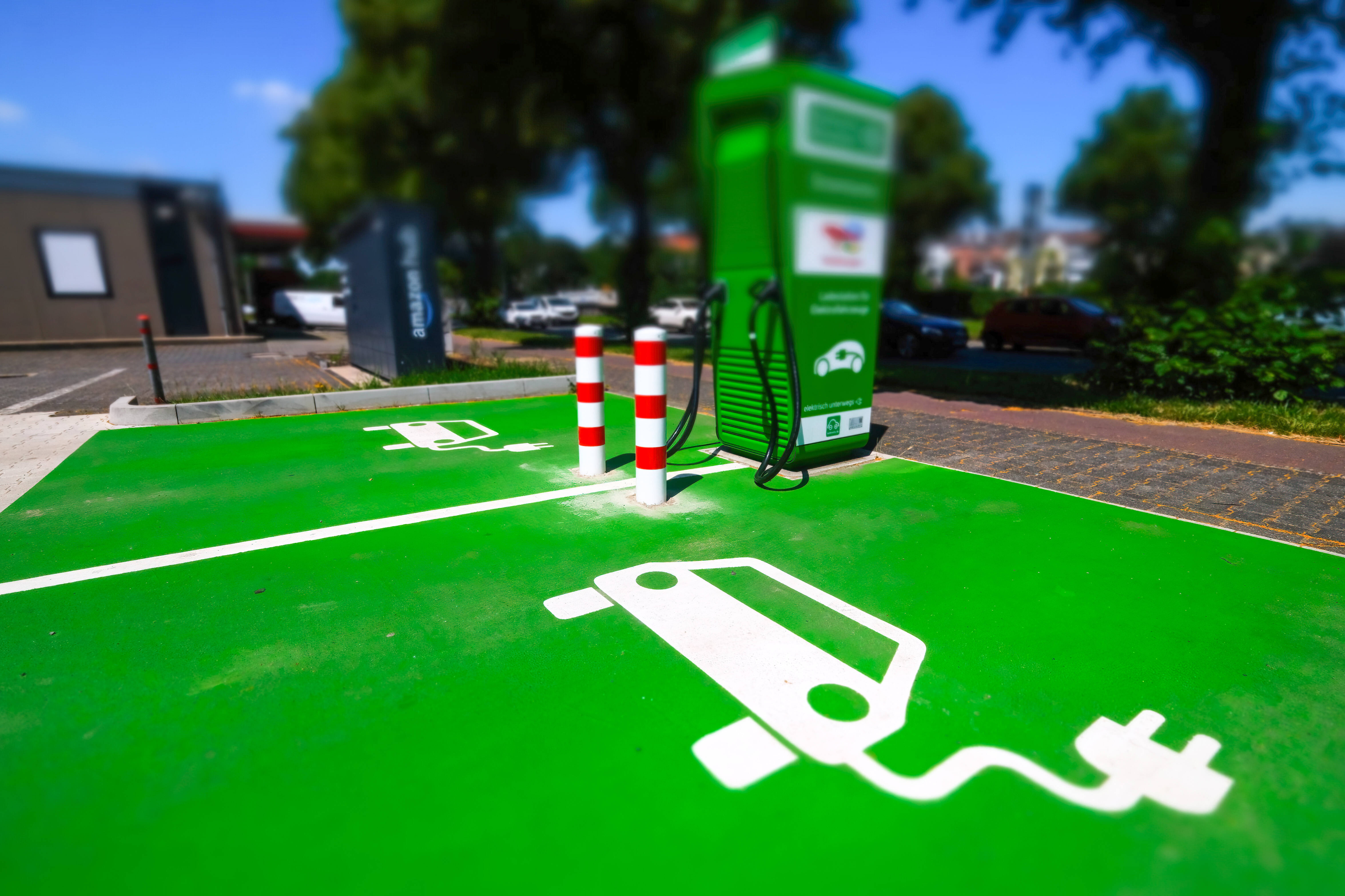 Deutscher Autobauer pleite! Insolvenz nach Besuch des Kanzlers - Kunden komplett überrascht!