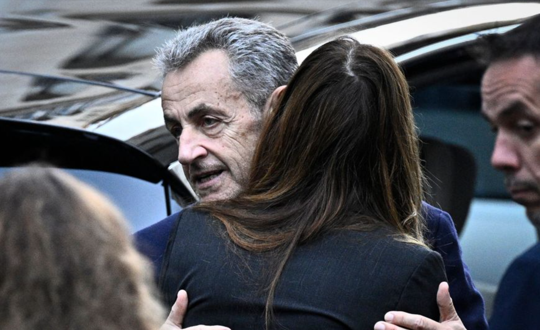 Sarkozy doit passer plus de temps en prison - nouvelles peines confirmées !