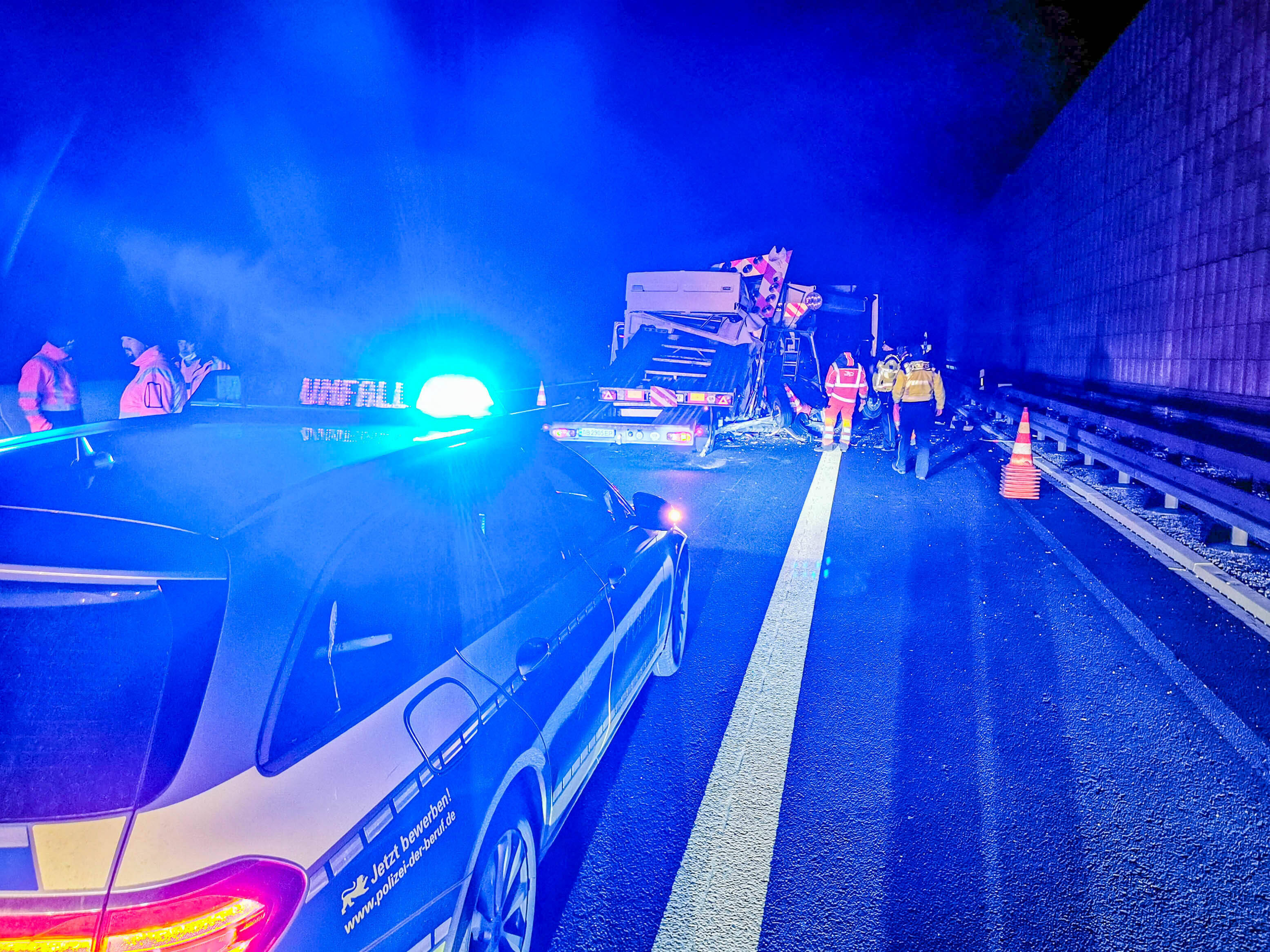 Lehrerin auf der A9 erschossen! Mutter und Lehrerin findet trauriges Ende - nun kommt die Wahrheit ans Licht